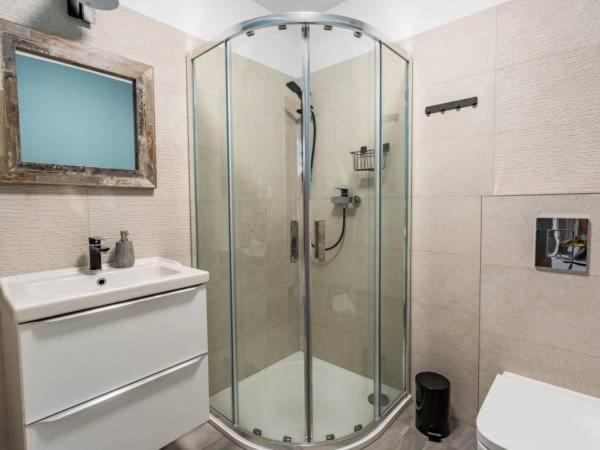 Apartamenty Na Zmijowej Gorce Debina  ภายนอก รูปภาพ