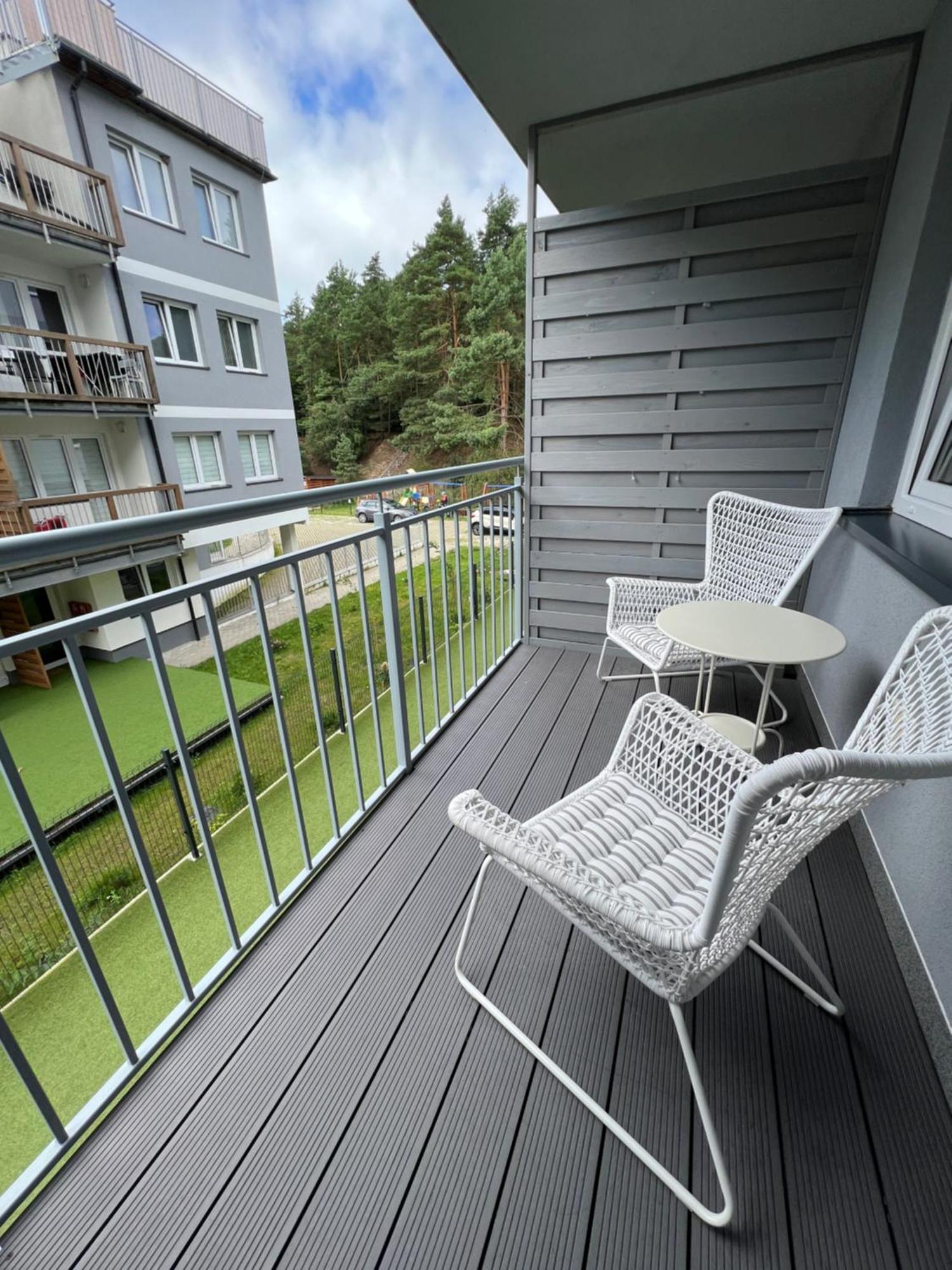 Apartamenty Na Zmijowej Gorce Debina  ภายนอก รูปภาพ